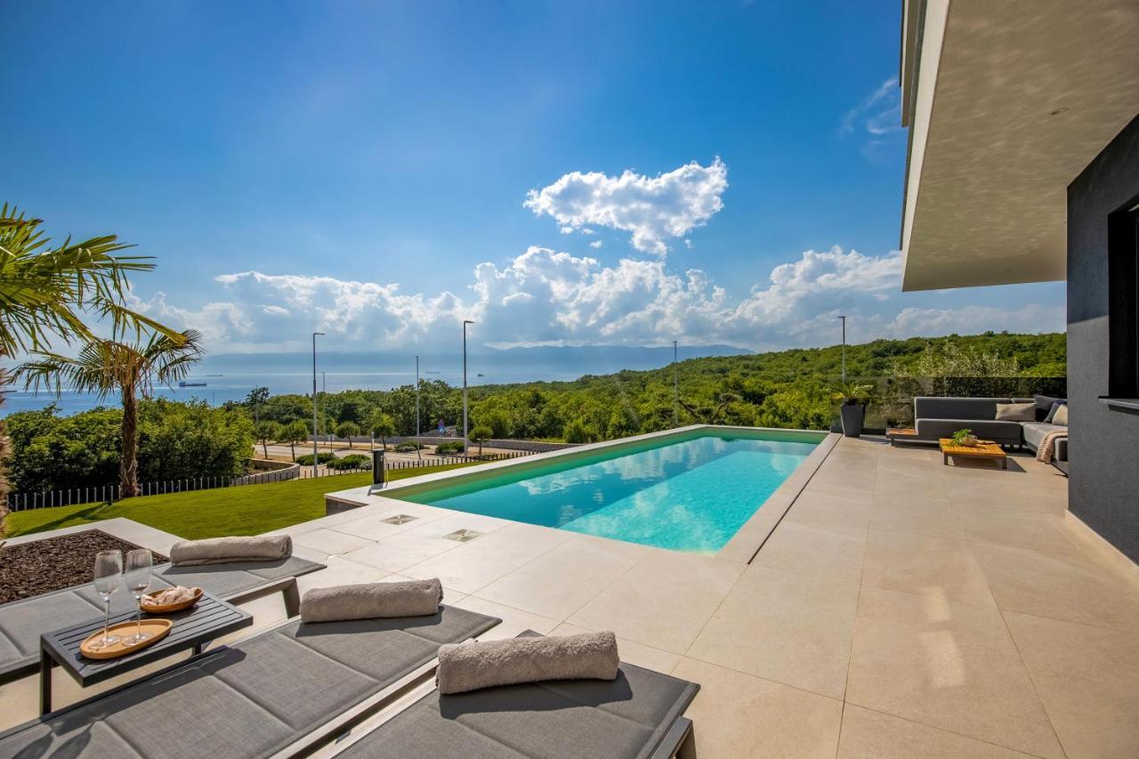 Villa Ameli Apartment With Swimming Pool Rijeka Exterior foto